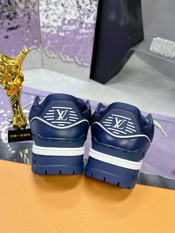 ルイヴィトン靴着用イメージ